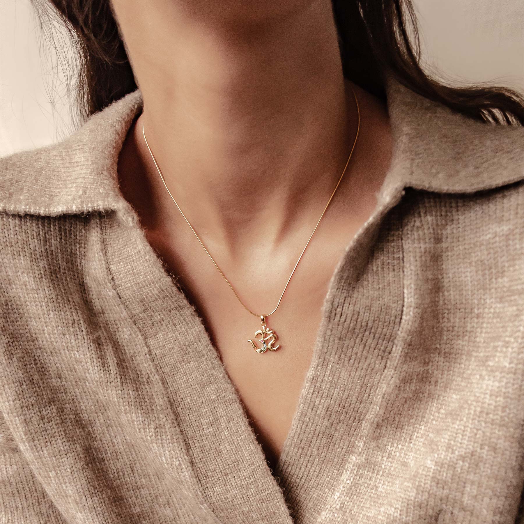 Chakra-Om-Anhänger Halskette für Einheit aus Sterlingsilber